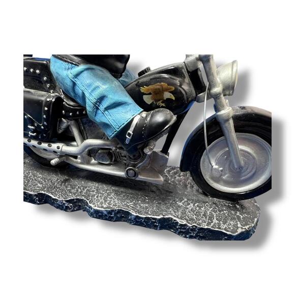Faithful Fuzzies Born to Ride Collection “Freedom’s Ride” Bear Biker Figurine 00 - Picture 6 of 8